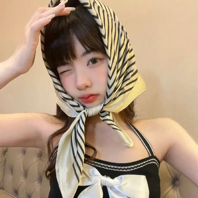 黑色五叶草